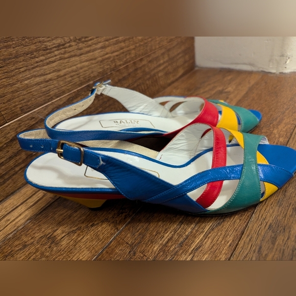 Vintage 80s color block leather, peep toe, sling back, low heel pumps. Sz 5 1/2 - Picture 8 of 15